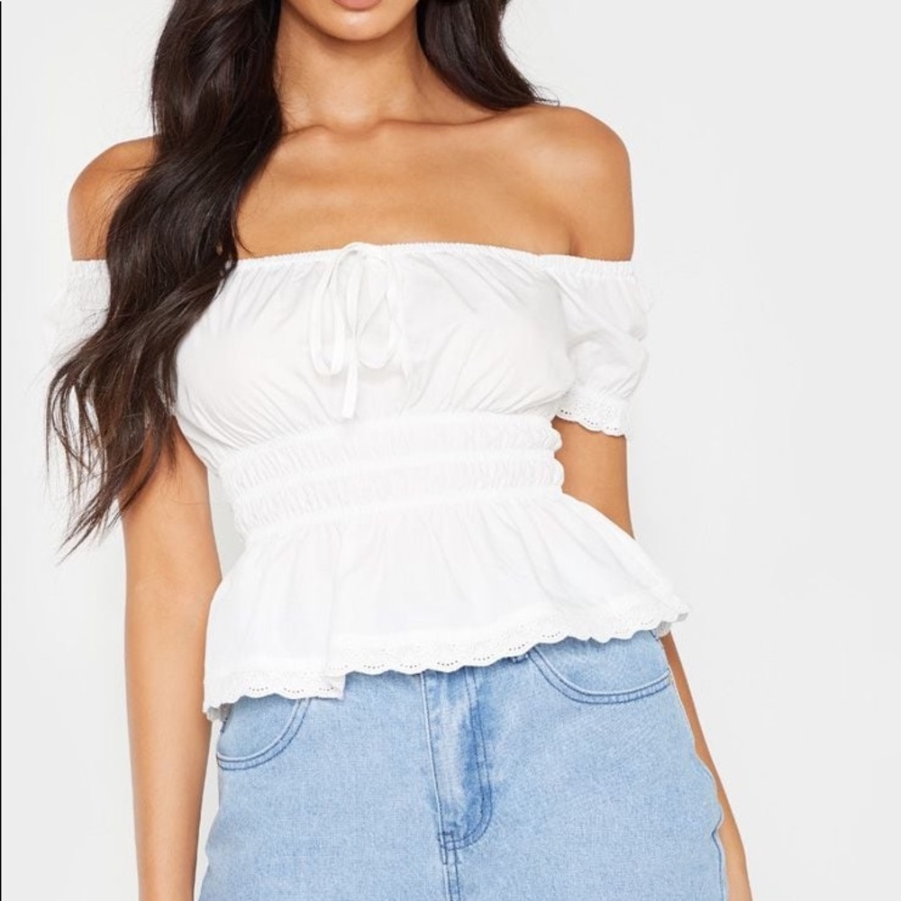 PrettyLittleThing White Short Sleeve Crop Top